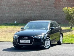 Preto Usado 2017 Audi A3 Attraction Sedan | € 15.400 (Bom preço)