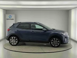 Azul Usado 2024 Kia Stonic SUV | € 18.800 (Caro)