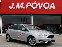 Cinzento Usado 2018 Ford Focus | € 13.990 (Preço justo)