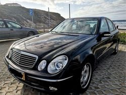 Usado 2002 Mercedes E320 Avantgarde Sedan | € 3.200