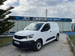 Branco Usado 2021 Peugeot Partner Monovolume | € 13.900 (Preço justo)