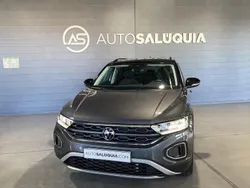 Cinzento Usado 2024 VW T-Roc Life SUV | € 30.900 (Preço justo)