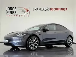 Cinzento Usado 2024 Tesla Model 3 Standard Range Sedan | € 39.990 (Caro)