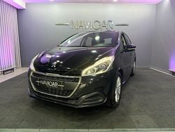 Preto Usado 2019 Peugeot 208 Active Citadino | € 7.850 (Bom preço)