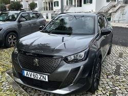 Usado 2023 Peugeot 2008 Allure SUV | € 24.000