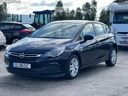 Preto Usado 2018 Opel Astra Edition Citadino | € 13.900 (Preço justo)