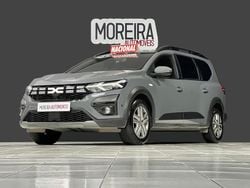 Cinza Usado 2023 Dacia Jogger Expression Monovolume | € 15.499 (Preço justo)