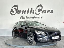 Preto Usado 2015 Volvo V60 Momentum Carrinha | € 12.990 (Bom preço)
