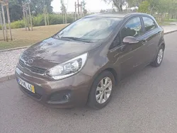Usado 2011 Kia Rio Sedan | € 4.900 (Preço elevado)
