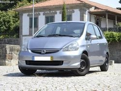 Cinza Usado 2006 Honda Jazz Cool Citadino | € 3.850 (Preço justo)