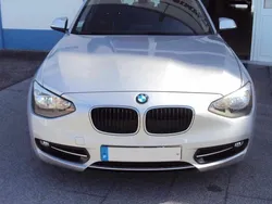 Cinzento Usado 2014 BMW 116 Sport Line Citadino | € 14.950 (Preço elevado)