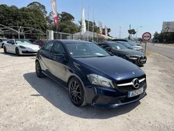 Azul Usado 2017 Mercedes A180 Style | € 17.990 (Preço justo)