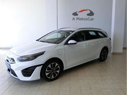 Branco Usado 2024 Kia Ceed | € 27.950