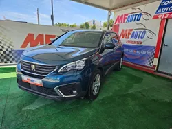 Verde Usado 2019 Peugeot 5008 Allure Monovolume | € 20.500 (Preço justo)