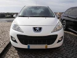 Branco Usado 2011 Peugeot 207 Citadino | € 5.500 (Super Preço)