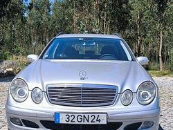 Usado 2004 Mercedes E220 Sedan | € 5.500