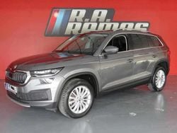 Cinzento Usado 2022 Skoda Kodiaq SUV | € 34.750 (Preço justo)