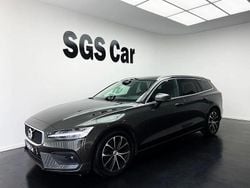 Cinza Usado 2021 Volvo V60 Momentum Carrinha | € 31.500 (Preço justo)