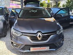 Cinza Usado 2019 Renault Mégane GrandTour Dynamique Carrinha | € 11.900 (Preço justo)