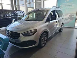 Cinzento Novo 2024 Mercedes eCitan | € 52.272