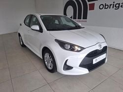 Branco Usado 2023 Toyota Yaris Comfort | € 17.990 (Preço justo)
