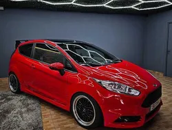 Usado 2014 Ford Fiesta ST Citadino | € 15.500