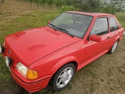 Vermelho Usado 1987 Ford Escort RS | € 18.999