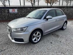 Cinzento Usado 2016 Audi A1 Sportback Citadino | € 14.350 (Preço justo)