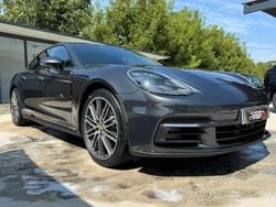 Cinzento Usado 2016 Porsche Panamera Sedan | € 80.000 (Bom preço)