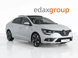 Branco Usado 2021 Renault Mégane IV Sedan | € 16.990 (Preço justo)
