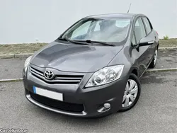 Cinza Usado 2011 Toyota Auris | € 7.950 (Super Preço)