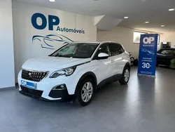 Branco Usado 2017 Peugeot 3008 Style Sedan | € 15.950 (Preço justo)