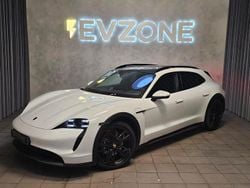 Branco Usado 2023 Porsche Taycan Sedan | € 84.900 (Preço justo)