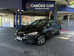 Preto Usado 2020 BMW 116 Advantage Citadino | € 20.980 (Preço justo)