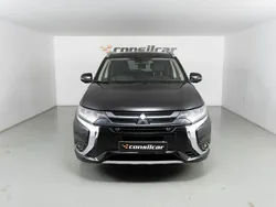 Preto Usado 2016 Mitsubishi Outlander Intense SUV | € 15.890