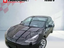 Preto Usado 2021 Tesla Model 3 Sedan | € 29.980 (Preço justo)