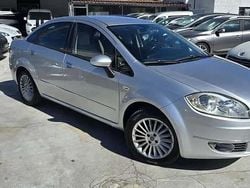 Outra Usado 2008 Fiat Linea Sedan | € 4.990