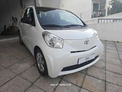 Branco Usado 2009 Toyota iQ Citadino | € 7.990 (Preço justo)