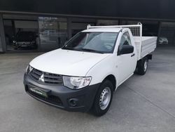 Branco Usado 2013 Mitsubishi L200 Pickup | € 15.500
