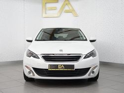 Branco Usado 2015 Peugeot 308 Allure | € 12.480 (Preço justo)