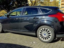 Usado 2011 Ford Focus Titanium Sedan | € 7.650 (Preço elevado)