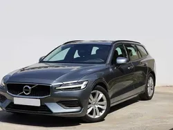 Cinzento Usado 2019 Volvo V60 Carrinha | € 21.800 (Preço elevado)