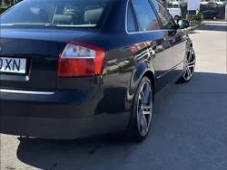 Usado 2004 Audi A4 Sedan | € 4.800