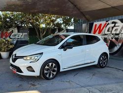 Branco Usado 2023 Renault Clio V Intens | € 15.950 (Preço justo)
