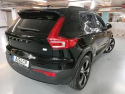 Preto Usado 2021 Volvo XC40 R-Design SUV | € 28.700 (Bom preço)