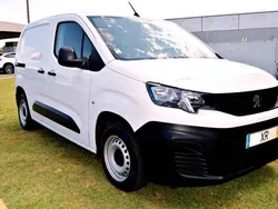 Branco Usado 2019 Peugeot Partner Monovolume | € 13.500 (Preço justo)