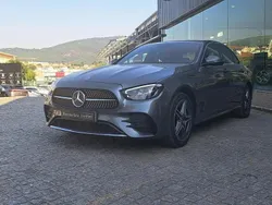 Cinza selenite Usado 2022 Mercedes E300 AMG Sedan | € 42.000 (Preço elevado)