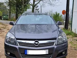 Cinzento Usado 2010 Opel Astra Carrinha | € 5.500 (Preço justo)