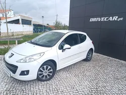 Branco Usado 2011 Peugeot 207 Van | € 6.980 (Preço elevado)