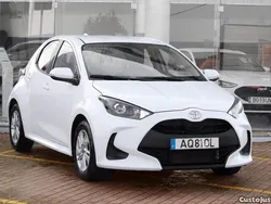 Branco Usado 2022 Toyota Yaris Comfort | € 17.990 (Preço justo)